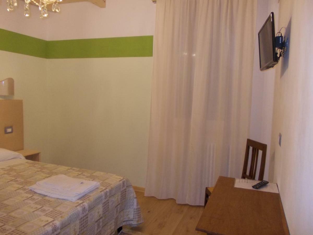 Romagnoli 36 Otel Verona Dış mekan fotoğraf